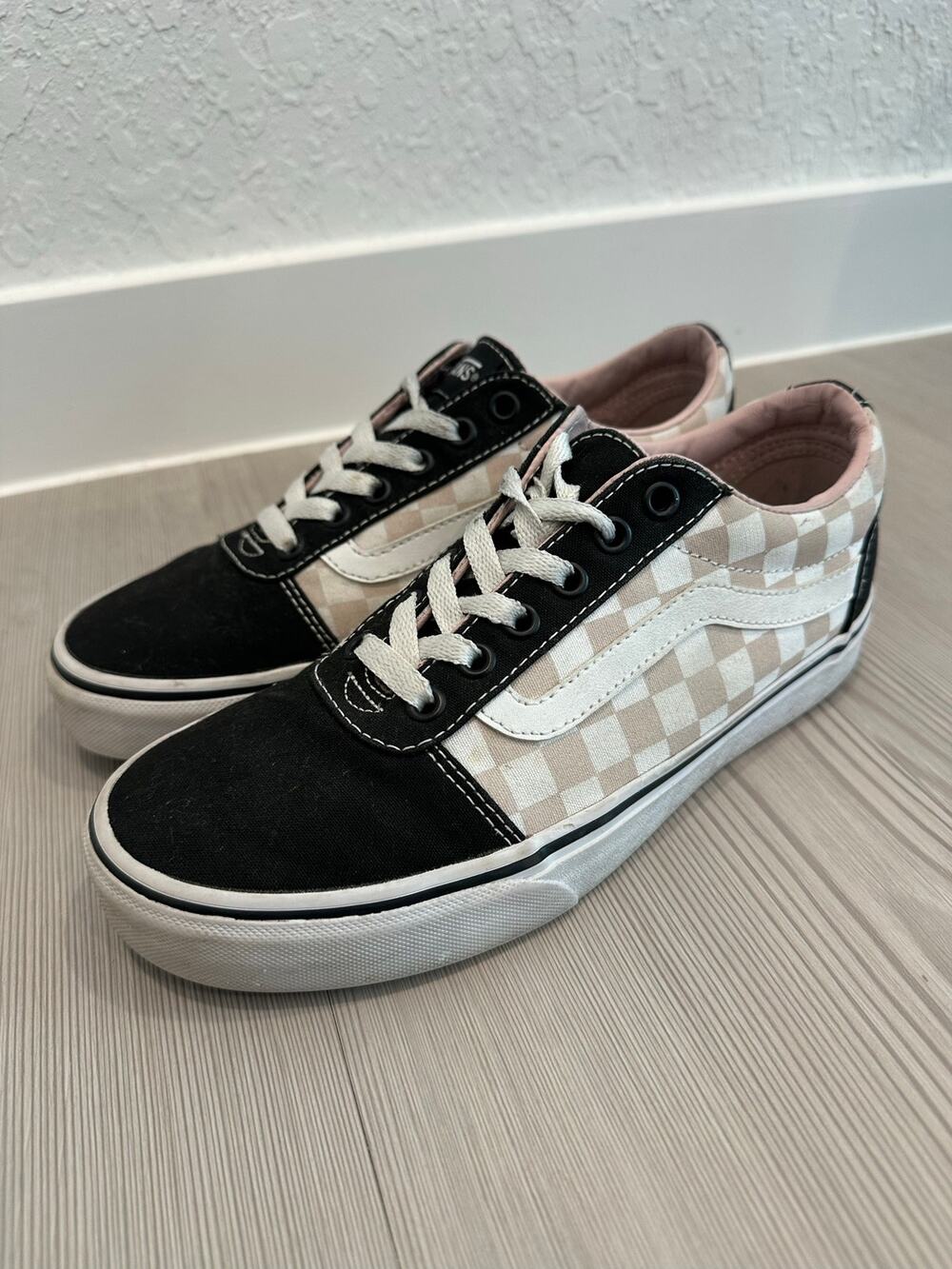 Vans Old Skool Low Tops Women Sneakers Checkerboard Pattern Punk Grunge Skater